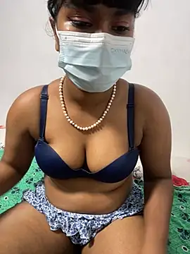 Snapshot of honeyi_babe chatting on July 14, 2026, 5:07 pm honeyi babe online show from July 14, 2026, 5:07 pm