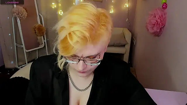 Xiao Eclipse online show from May 5, 2026, 1:41 pm
