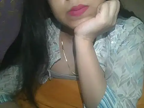 Snapshot of Qween_Seelu chatting on June 26, 2026, 6:23 pm Qween Seelu online show from June 26, 2026, 6:23 pm