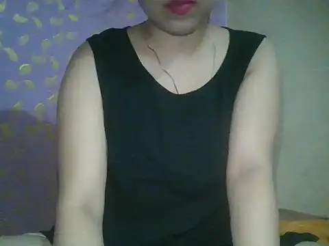 Snapshot of Qween_Seelu chatting on July 1, 2026, 10:06 am Qween Seelu online show from July 1, 2026, 10:06 am