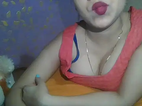 Snapshot of Qween_Seelu chatting on July 2, 2026, 2:00 am Qween Seelu online show from July 2, 2026, 2:00 am