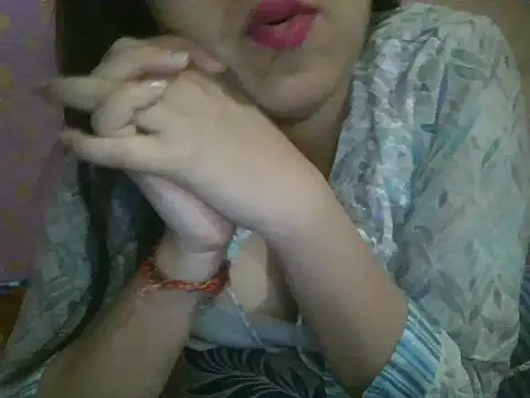 Snapshot of Qween_Seelu chatting on July 24, 2026, 2:31 am Qween Seelu online show from July 24, 2026, 2:31 am