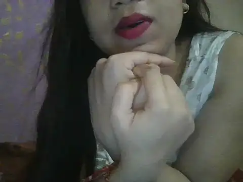 Snapshot of Qween_Seelu chatting on July 25, 2026, 3:59 am Qween Seelu online show from July 25, 2026, 3:59 am