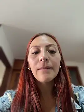 Queen Scatlett online show from May 22, 2026, 12:44 pm