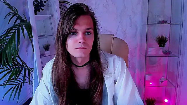 WillFobos online show from June 25, 2026, 9:08 pm