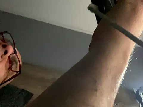 Guapo007sexy online show from June 23, 2026, 3:15 am