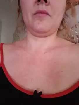 Snapshot of Maria3879 chatting on June 26, 2026, 6:01 pm Maria3879 online show from June 26, 2026, 6:01 pm