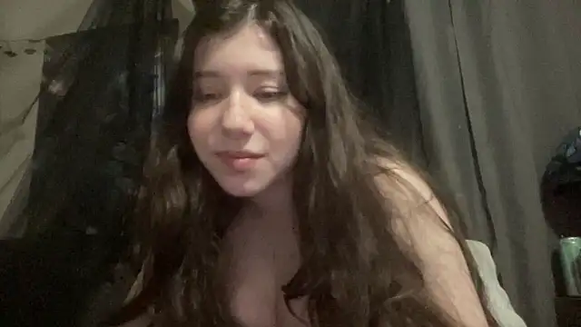 danneillove online show from March 21, 2026, 5:45 am