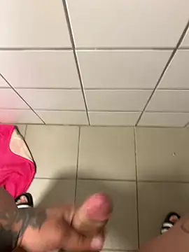 Biszexjohyy online show from March 24, 2026, 3:28 pm