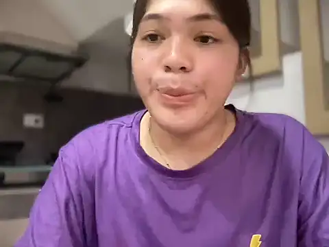 tastelikesugar19 online show from April 4, 2026, 5:49 am