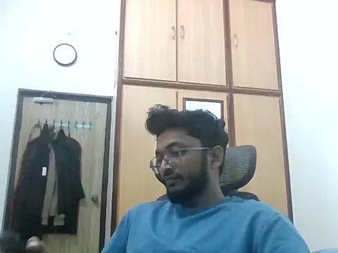 akhilvaran42 online show from March 19, 2026, 11:14 am