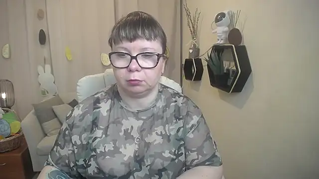 BonnnyBoobsy online show from April 5, 2026, 5:59 am