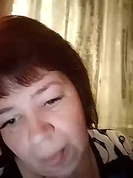 ViktoriaToytor55 online show from May 17, 2026, 8:38 pm
