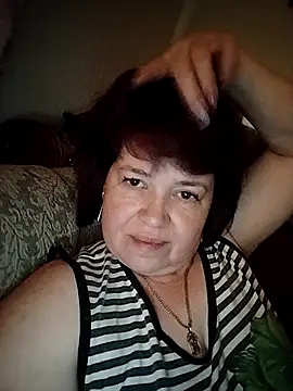 ViktoriaToytor55 online show from June 13, 2026, 8:18 pm
