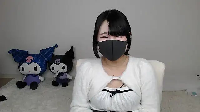 Snapshot of nanami_nyann chatting on March 21, 2026, 9:14 am nanami nyann online show from March 21, 2026, 9:14 am