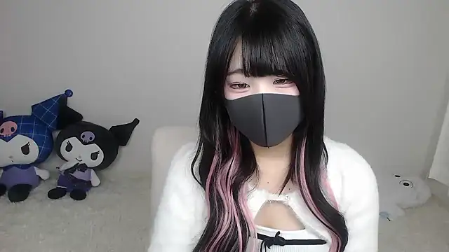 Snapshot of nanami_nyann chatting on March 23, 2026, 4:11 pm nanami nyann online show from March 23, 2026, 4:11 pm