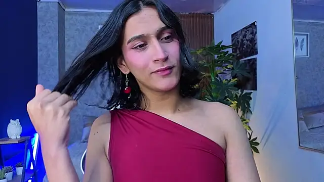Snapshot of Zoee_Kiss_ chatting on July 16, 2026, 8:09 am Zoee Kiss online show from July 16, 2026, 8:09 am