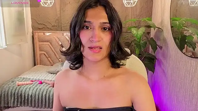 Snapshot of Zoee_Kiss_ chatting on July 19, 2026, 7:50 pm Zoee Kiss online show from July 19, 2026, 7:50 pm