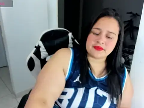 Snapshot of Atenea_19_ chatting on April 22, 2026, 4:59 am Atenea 19 online show from April 22, 2026, 4:59 am