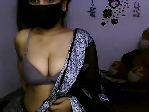 Snapshot of Ishika_baby_ chatting on May 8, 2026, 7:41 pm Ishika baby online show from May 8, 2026, 7:41 pm
