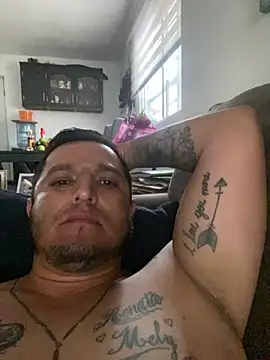 HOTB0Y18 online show from May 11, 2026, 2:23 pm