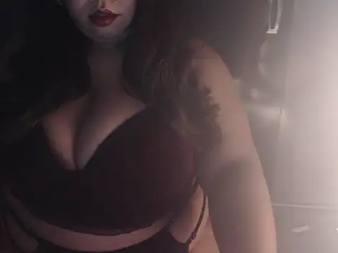 CarmenEspanhola online show from July 12, 2026, 8:22 pm