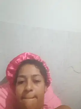 Snapshot of Beatriz2211 chatting on March 21, 2026, 5:01 am Beatriz2211 online show from March 21, 2026, 5:01 am