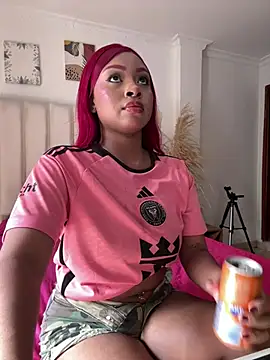 Snapshot of Kloe_rousse01 chatting on June 29, 2026, 9:15 pm Kloe rousse01 online show from June 29, 2026, 9:15 pm