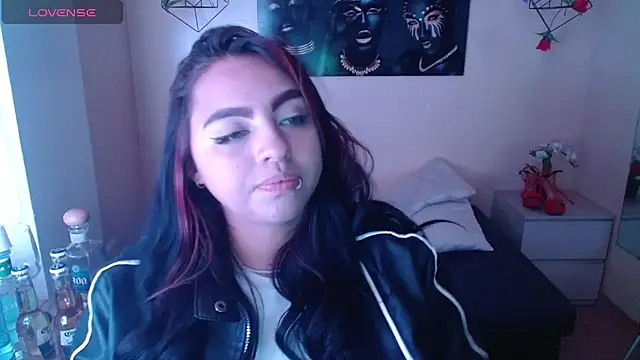 Miley Clarck online show from March 26, 2026, 1:06 pm