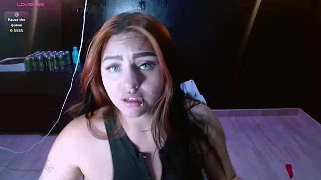 Snapshot of Miley_Clarck chatting on May 29, 2026, 7:45 pm Miley Clarck online show from May 29, 2026, 7:45 pm
