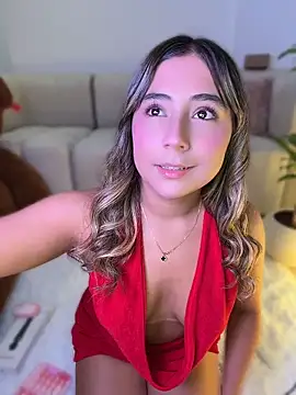 Snapshot of MelodyRey__ chatting on April 9, 2026, 12:43 am MelodyRey online show from April 9, 2026, 12:43 am