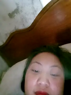 Emmi cute9x online show from March 28, 2026, 2:22 am