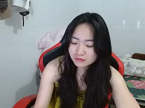 Olivia cute68 online show from April 19, 2026, 8:13 am