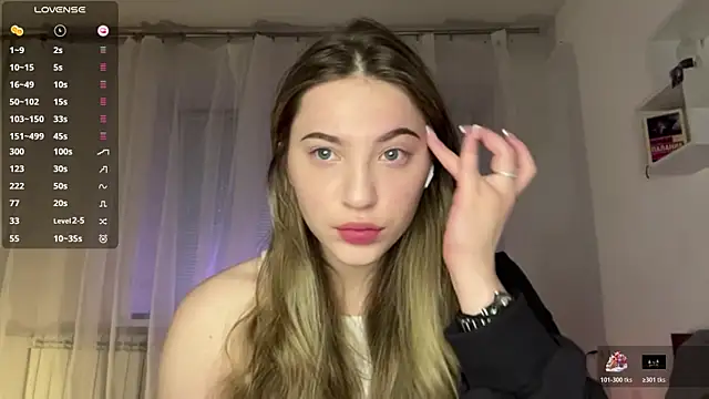 1Kellynaive online show from April 11, 2026, 4:11 pm