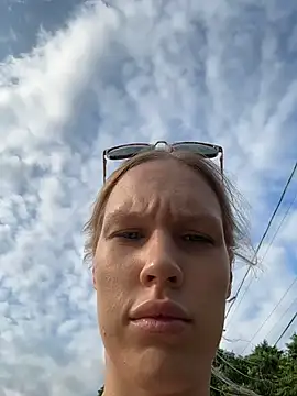 burning  g1rl online show from July 10, 2026, 2:52 pm
