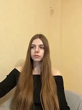 SilenMis online show from March 25, 2026, 4:35 pm