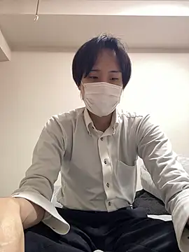 Snapshot of youta200 chatting on June 23, 2026, 11:30 am youta200 online show from June 23, 2026, 11:30 am