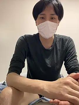 Snapshot of youta200 chatting on August 5, 2026, 4:21 pm youta200 online show from August 5, 2026, 4:21 pm