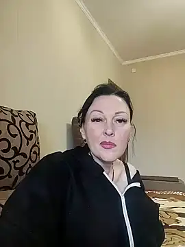 HelgaDennis online show from March 31, 2026, 8:04 am
