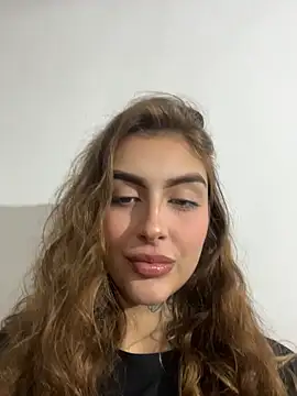 Snapshot of miiabellovic chatting on June 10, 2026, 10:08 pm miiabellovic online show from June 10, 2026, 10:08 pm
