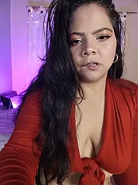 Snapshot of ROUSSE_SINCLAIR chatting on June 10, 2026, 11:13 pm ROUSSE SINCLAIR online show from June 10, 2026, 11:13 pm