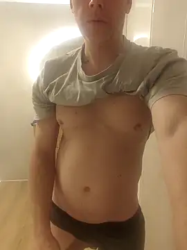 Essie deLona online show from March 21, 2026, 11:26 am