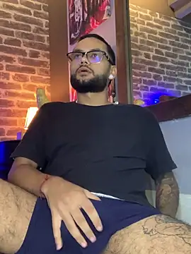 KyleJoss30 online show from April 3, 2026, 9:46 pm