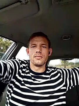 deepthroat12398 online show from April 7, 2026, 1:11 pm