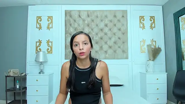 Snapshot of NicolleJane chatting on March 23, 2026, 1:37 pm NicolleJane online show from March 23, 2026, 1:37 pm