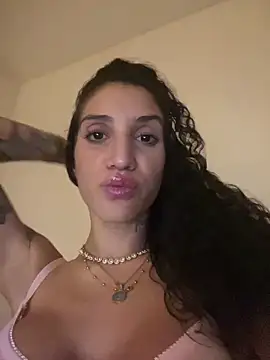 Yailin-Arg online show from March 21, 2026, 4:06 am