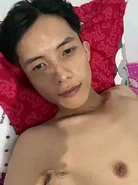 Nguyencuong1999 online show from April 3, 2026, 12:36 pm