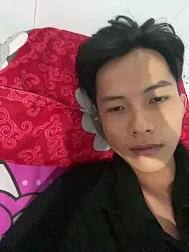 Nguyencuong1999 online show from April 4, 2026, 5:10 pm