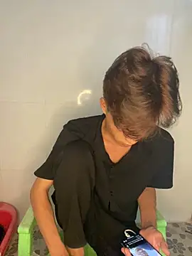 Nguyencuong1999 online show from May 20, 2026, 3:24 am
