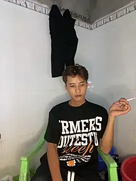 Nguyencuong1999 online show from May 30, 2026, 8:55 am